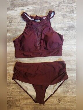 Women's High-Neck Two-Piece Swim Set in Burgundy